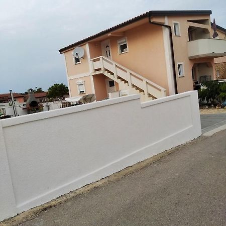 Apartmani Darija Vir Extérieur photo