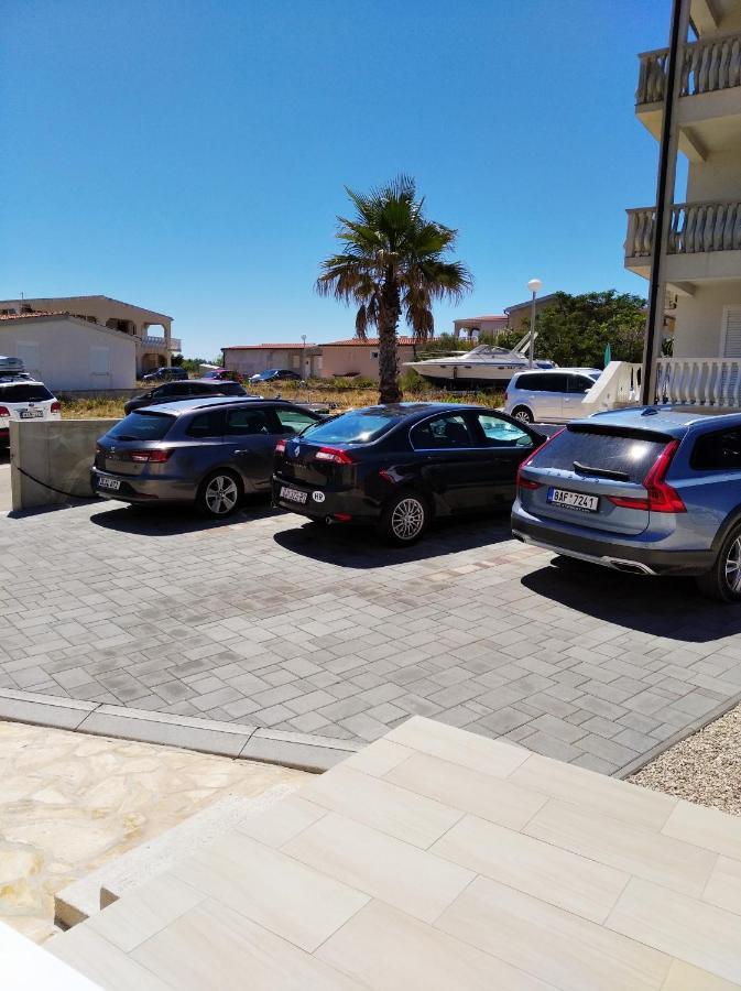 Apartmani Darija Vir Extérieur photo