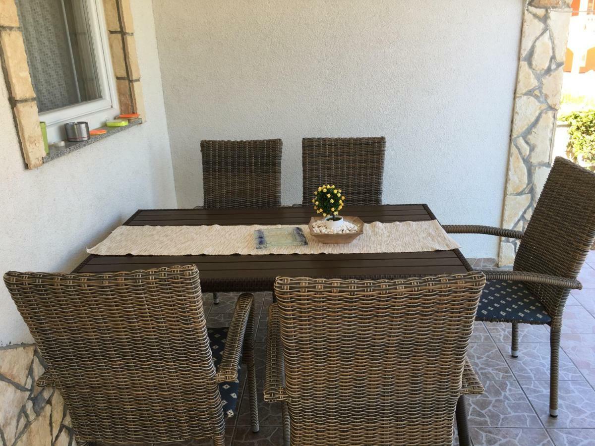 Apartmani Darija Vir Extérieur photo