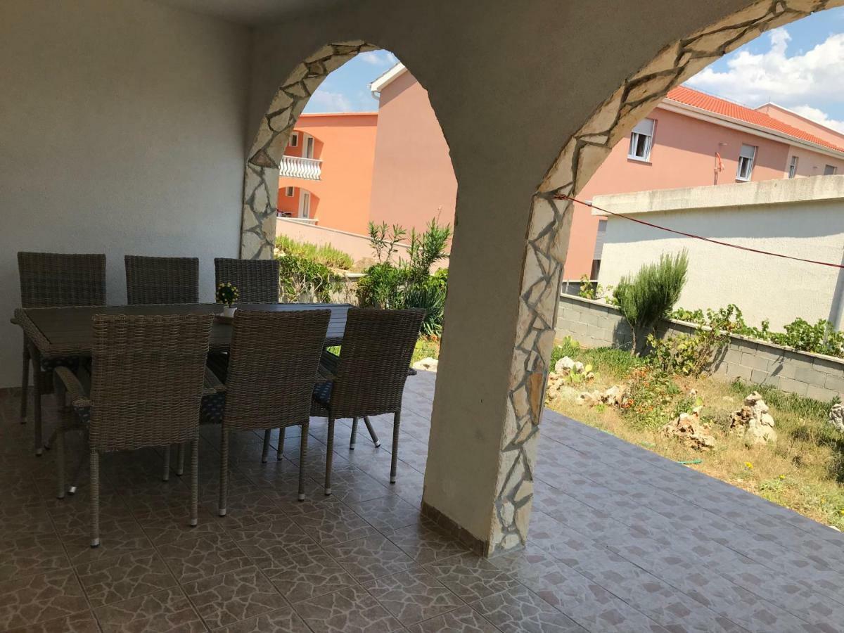 Apartmani Darija Vir Extérieur photo