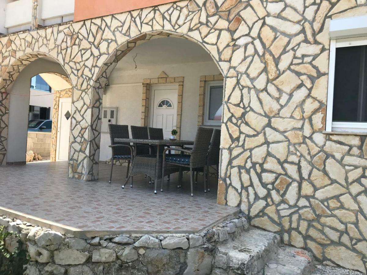 Apartmani Darija Vir Extérieur photo