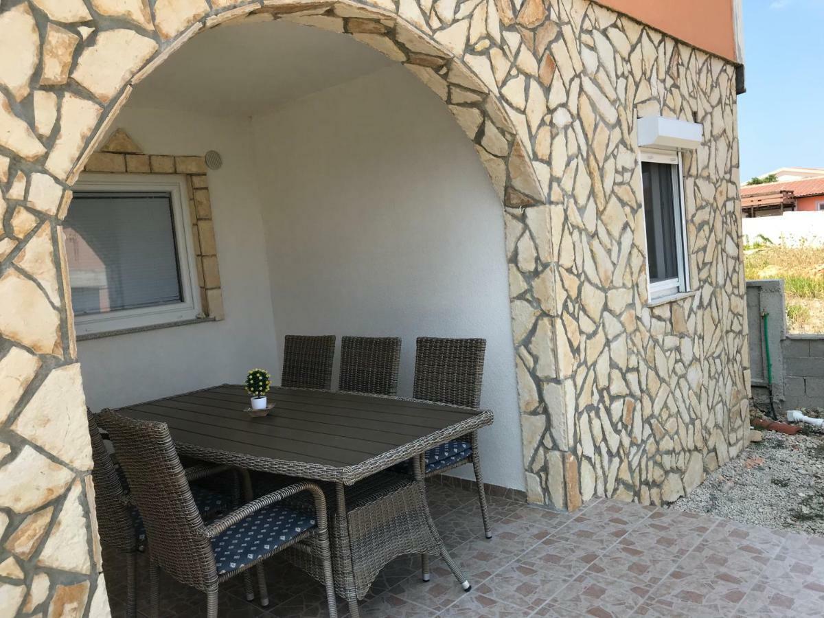 Apartmani Darija Vir Extérieur photo